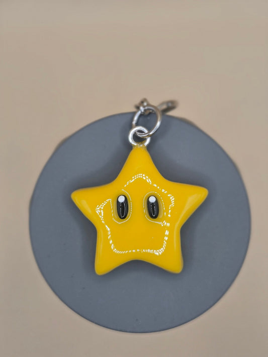 Mario Star Keychain - PeachCharmory