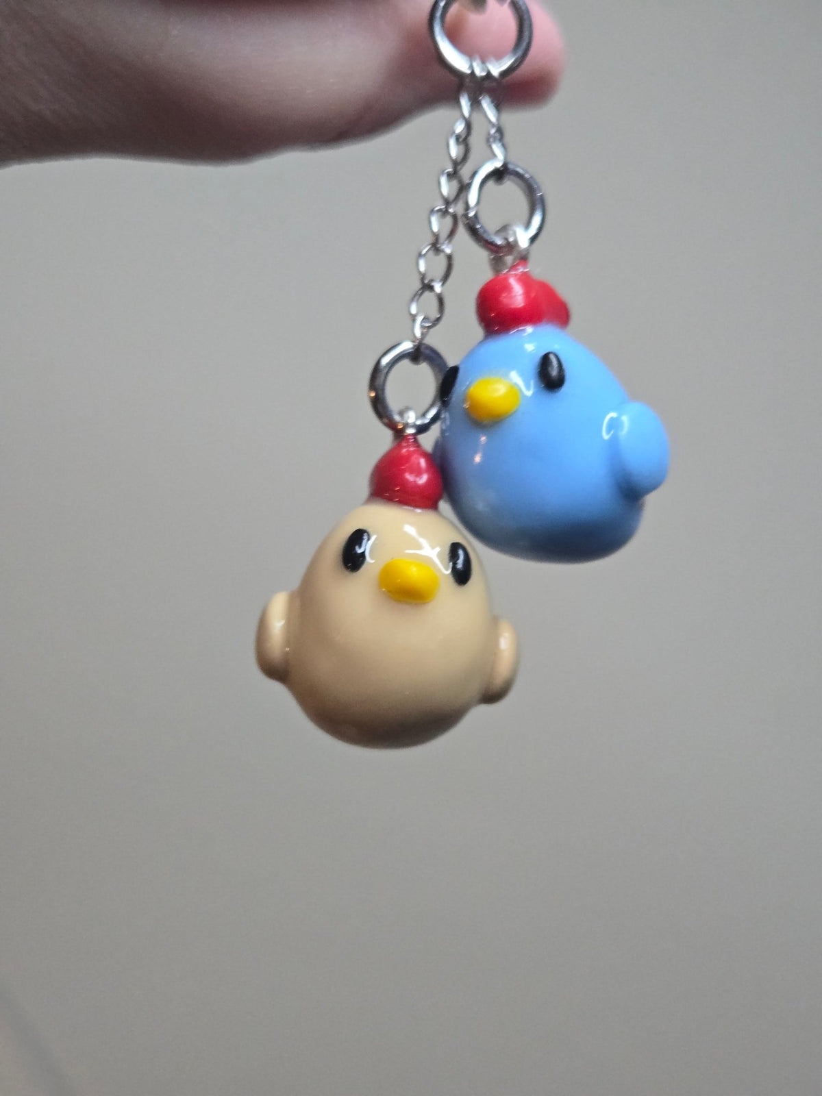 Stardew Valley Chickens Keychain - PeachCharmory